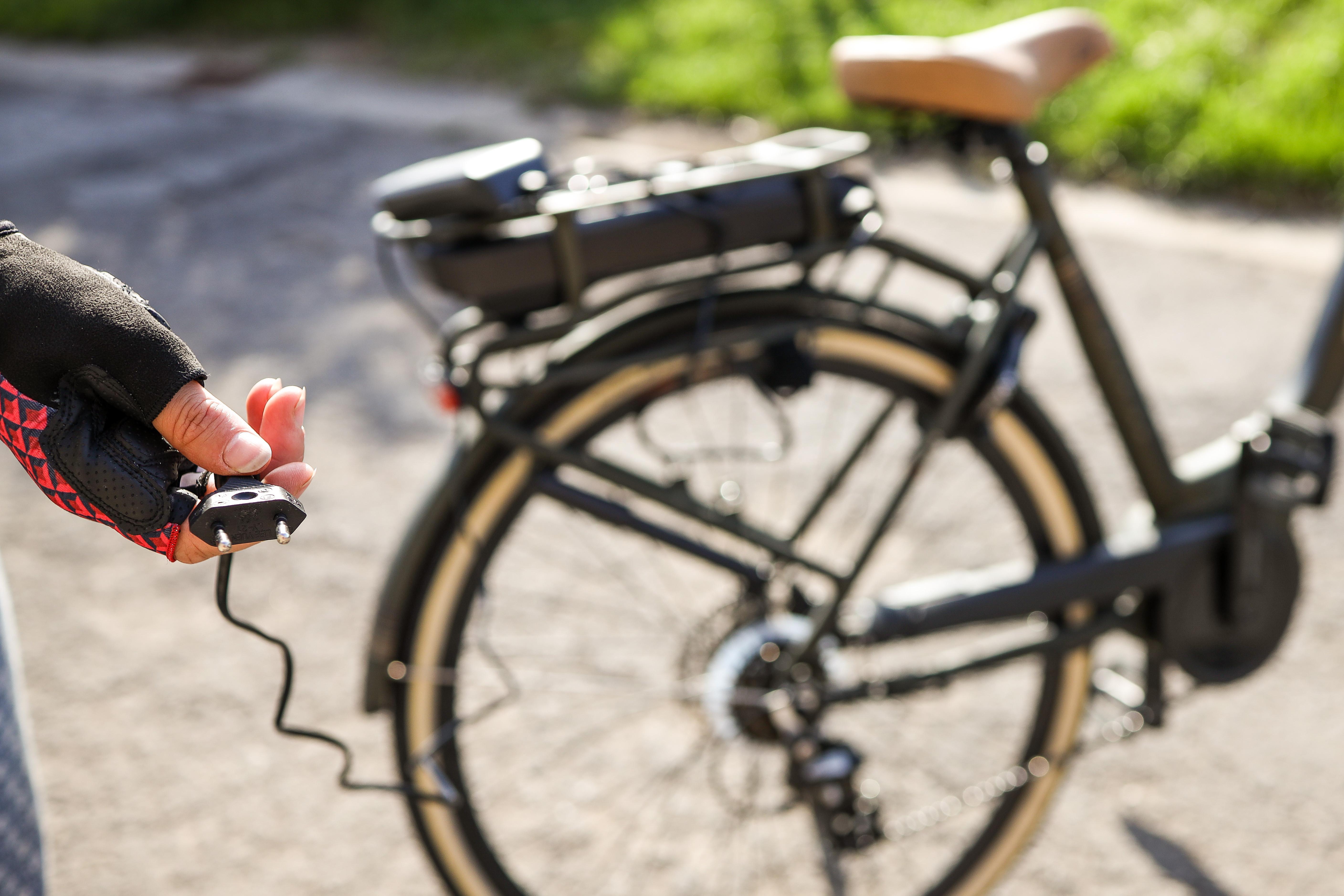 draadloze Muf Beugel Openbare oplaadpunten elektrische fiets niet bereikbaar | Fietsen123