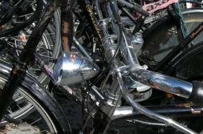 Beeld bij Veilig Honk: Bijzondere fietstip februari 2004