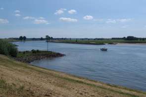 Beeld bij 3 nieuwe fietsroutes door de Boven-Betuwe