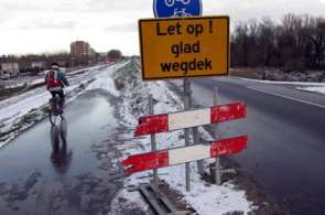Beeld bij Gladheidsbestrijding fietsroutes fors verbeterd