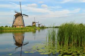 Beeld bij Vijf fietsroutes door de mooiste gebieden van Nederland