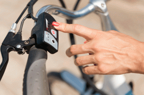 Beeld bij Verrassend: bijval voor de verplichte cursus voor e-bikende 60-plusser