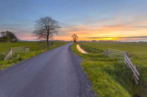 Beeld bij 2x ver weg: fietsroutes in Groningen en Zeeland