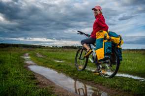 Beeld bij Fietsen naar Santiago de Compostela: Alleen of met anderen?