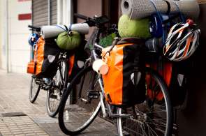 Beeld bij Fietsen naar Santiago de Compostela: Fietstassen