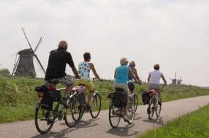 Beeld bij Kwart fietsers vindt e-bike gevaarlijk