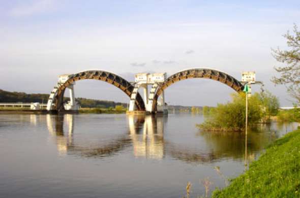 Beeld bij Fietsen langs de Nederrijn