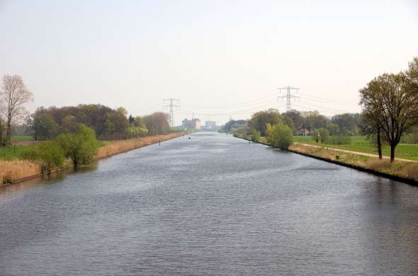Beeld bij IJssel en Twentekanaal bij Zutphen
