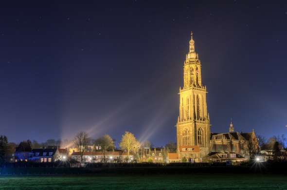 Beeld bij Op bedevaart naar Rhenen