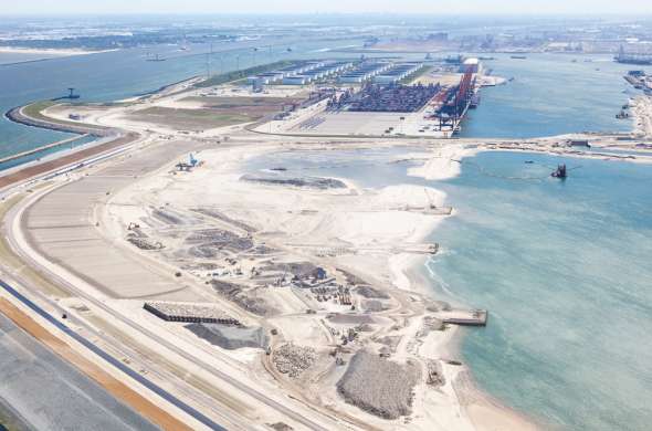 Beeld bij Langs de Maasvlakte en de Noordzeekust