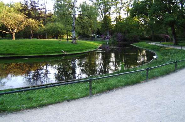 Beeld bij Oerbos in Assen