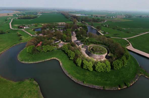 Beeld bij De Nieuwe Hollandse Waterlinie