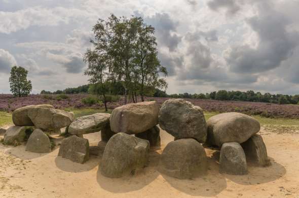 Beeld bij Oerlandschap in de Drents-Friese grensstreek