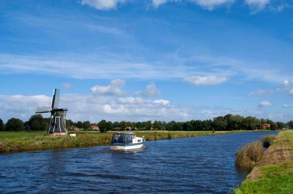 Beeld bij De Turfroute en de taalgrens