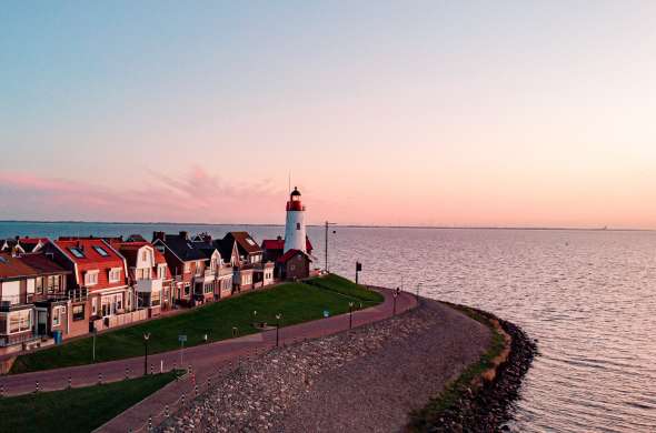 Beeld bij De vroemoer en de Ommelebommelestien