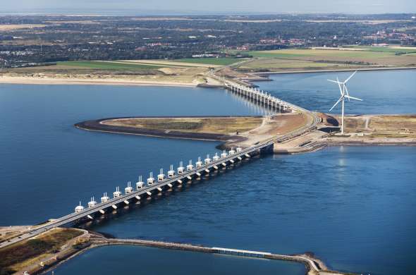 Beeld bij De Oosterscheldekering