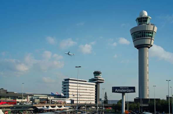 Beeld bij Schiphol: Nederlands grootste vliegveld