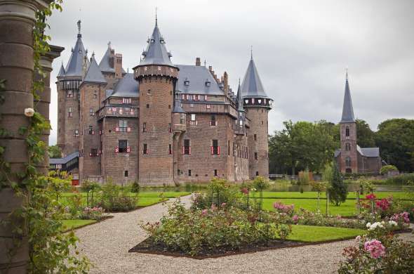 Beeld bij Kasteel De Haar