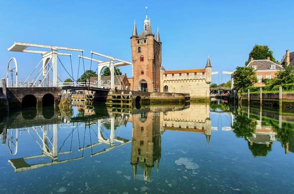 Beeld bij Zierikzee: een belangrijke stad van het graafschap Zeeland