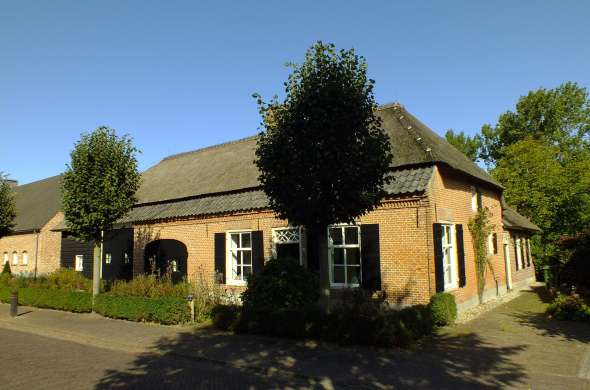 Beeld bij Langgevelboerderijen in Liempde
