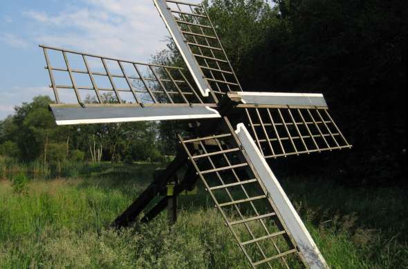 Beeld bij Tjasker bij Zeijen