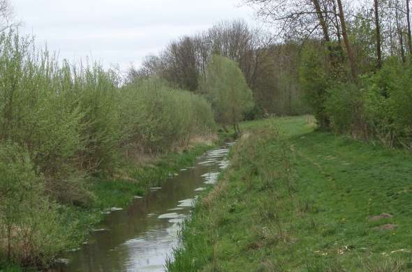 Beeld bij Langs de Roode Beek