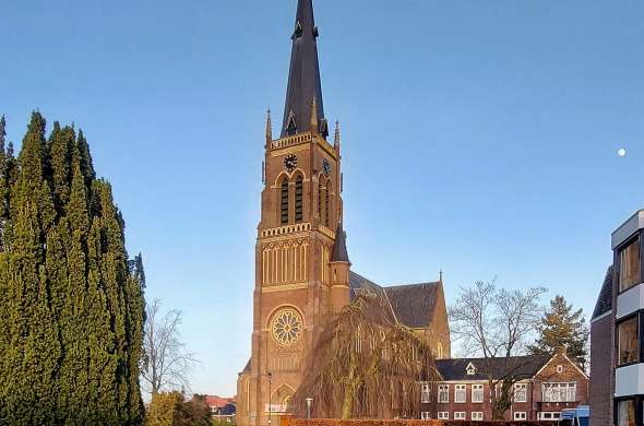 Beeld bij Sint Nicolaas